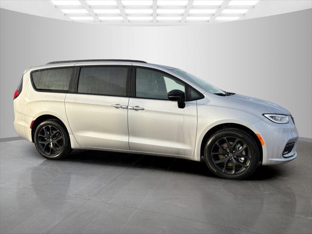 2026 Chrysler Pacifica PACIFICA SELECT AWD 2026 Chrysler Pacifica PACIFICA SELECT AWD