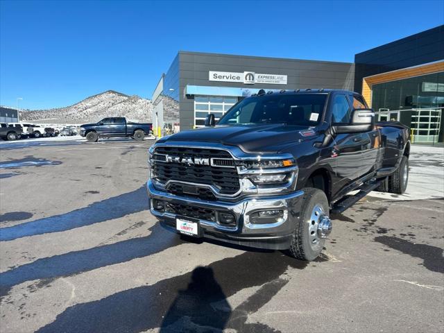 2026 RAM Ram 3500 RAM 3500 TRADESMAN CREW CAB 4X4 8 BOX