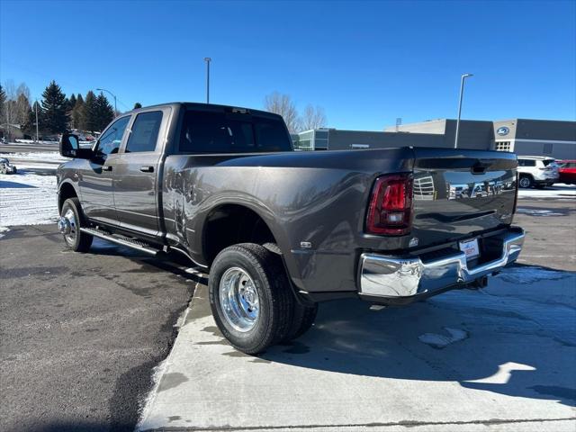 2026 RAM Ram 3500 RAM 3500 TRADESMAN CREW CAB 4X4 8 BOX