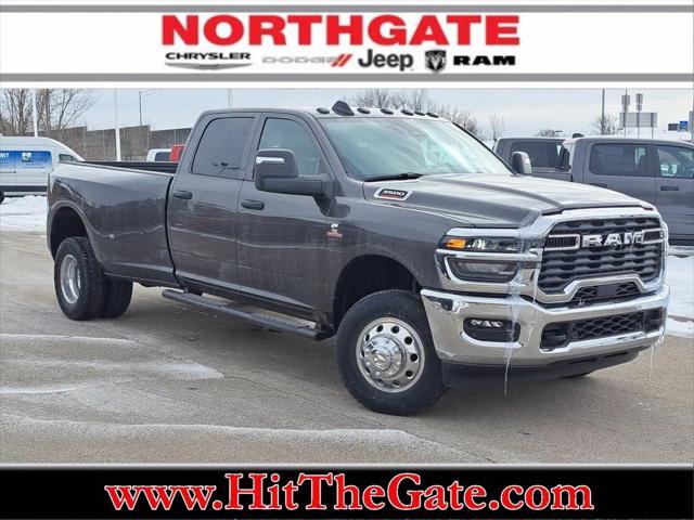 2026 RAM Ram 3500 RAM 3500 TRADESMAN CREW CAB 4X4 8 BOX