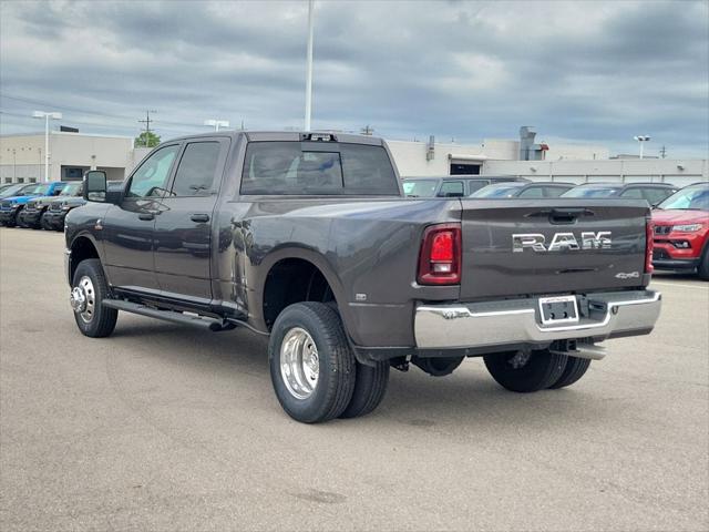 2026 RAM Ram 3500 RAM 3500 TRADESMAN CREW CAB 4X4 8 BOX