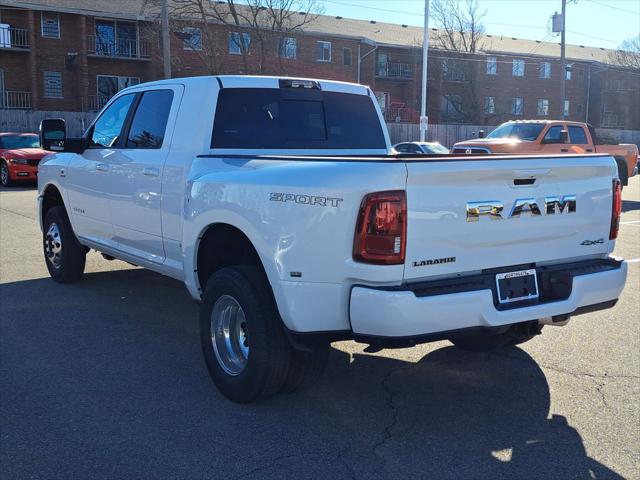 2026 RAM Ram 3500 RAM 3500 LARAMIE MEGA CAB 4X4 64 BOX