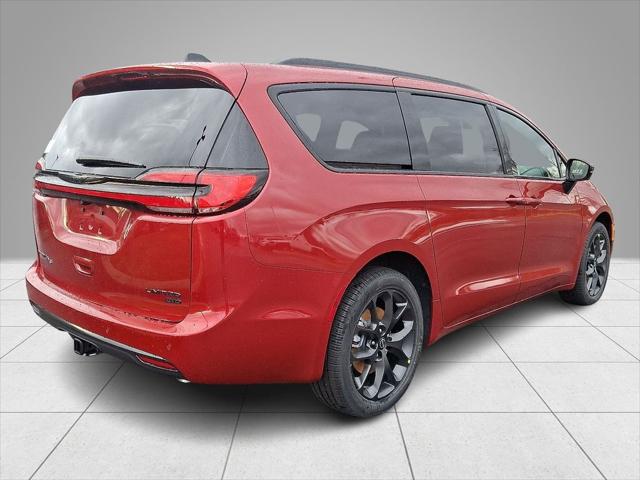 2026 Chrysler Pacifica Limited AWD