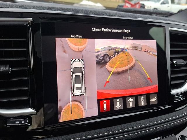 2026 Chrysler Pacifica Limited AWD