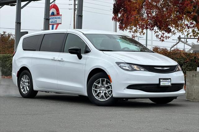 2026 Chrysler Voyager VOYAGER LX