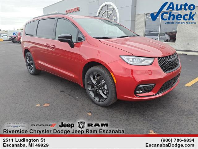 2026 Chrysler Pacifica PACIFICA SELECT AWD