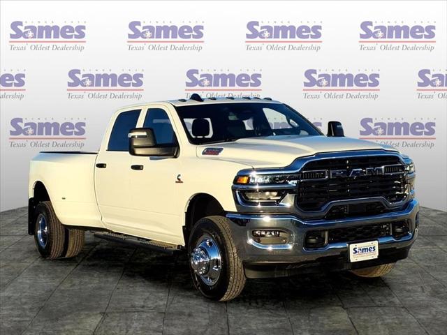 2026 RAM Ram 3500 RAM 3500 TRADESMAN CREW CAB 4X4 8 BOX
