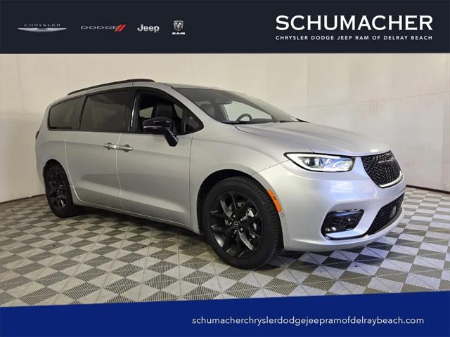 2026 Chrysler Pacifica PACIFICA LIMITED