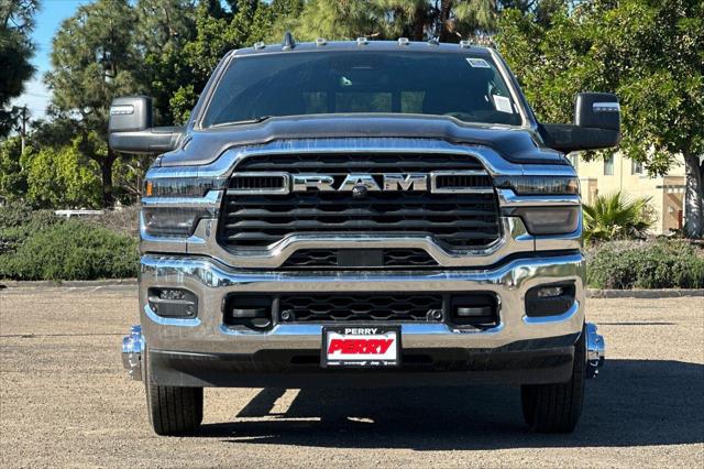 2026 RAM Ram 3500 RAM 3500 TRADESMAN CREW CAB 4X4 8 BOX