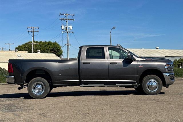 2026 RAM Ram 3500 RAM 3500 TRADESMAN CREW CAB 4X4 8 BOX