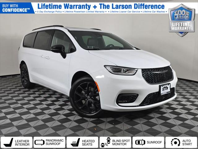 2026 Chrysler Pacifica PACIFICA LIMITED AWD