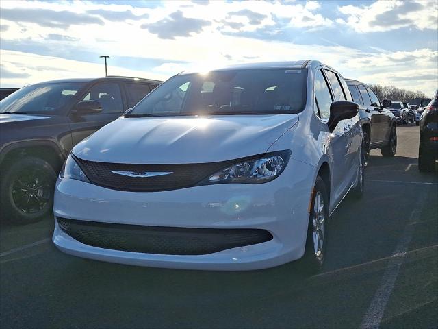 2026 Chrysler Voyager VOYAGER LX