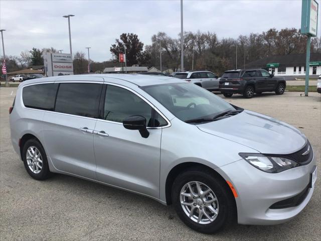 2026 Chrysler Voyager VOYAGER LX
