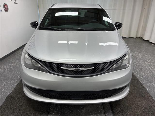 2026 Chrysler Voyager VOYAGER LX