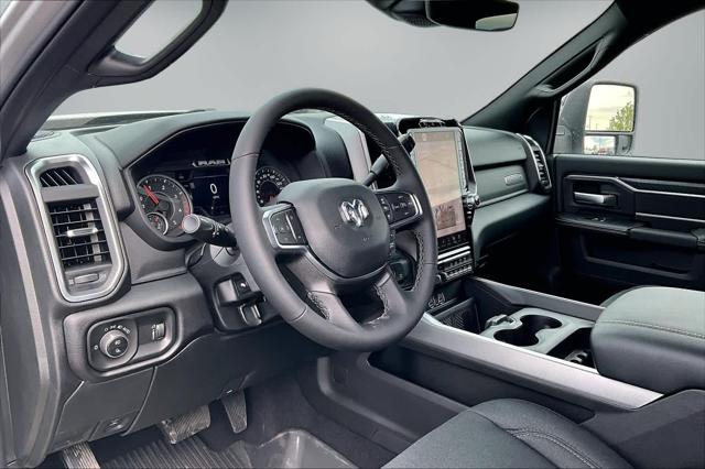 2026 RAM Ram 3500 RAM 3500 BIG HORN CREW CAB 4X4 8 BOX