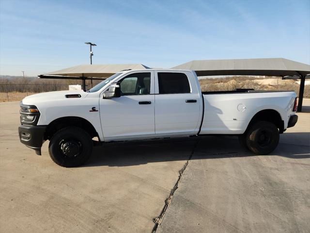 2026 RAM Ram 3500 RAM 3500 TRADESMAN CREW CAB 4X4 8 BOX