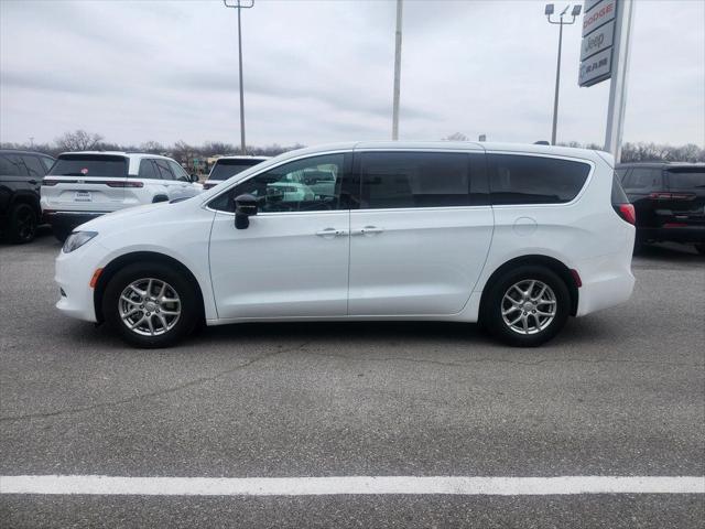 2026 Chrysler Voyager VOYAGER LX