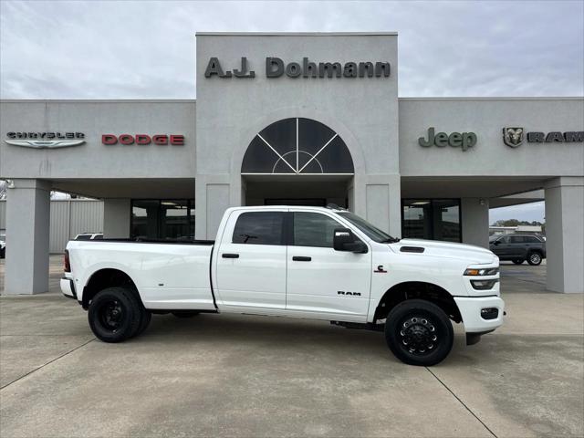 2026 RAM Ram 3500 RAM 3500 BIG HORN CREW CAB 4X4 8 BOX 2026 RAM Ram 3500 RAM 3500 BIG HORN CREW CAB 4X4 8 BOX