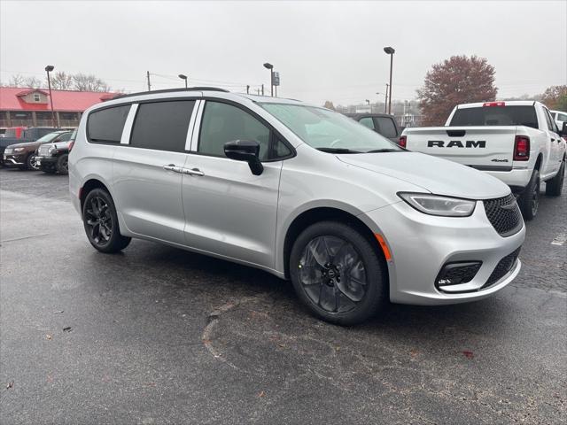 2026 Chrysler Pacifica PACIFICA LIMITED AWD
