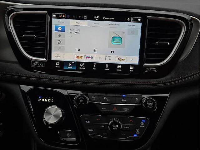 2026 Chrysler Pacifica Pinnacle AWD