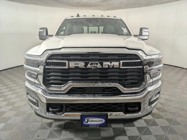 2026 RAM Ram 3500 RAM 3500 TRADESMAN CREW CAB 4X4 8 BOX