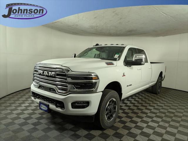 2026 RAM Ram 3500 RAM 3500 LARAMIE CREW CAB 4X4 8 BOX