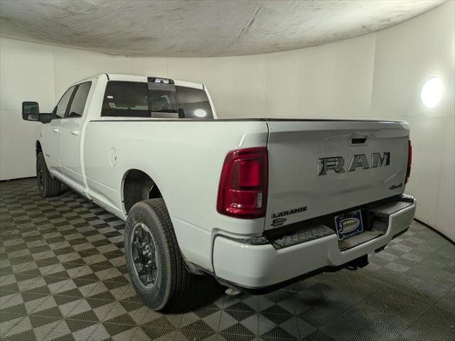 2026 RAM Ram 3500 RAM 3500 LARAMIE CREW CAB 4X4 8 BOX