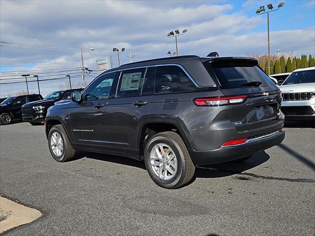 2025 Jeep Grand Cherokee GRAND CHEROKEE LAREDO X 4X4 2025 Jeep Grand Cherokee GRAND CHEROKEE LAREDO X 4X4