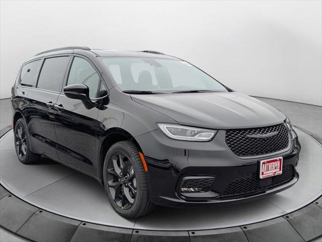 2026 Chrysler Pacifica PACIFICA LIMITED AWD