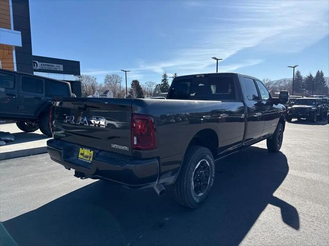 2026 RAM Ram 3500 RAM 3500 LARAMIE CREW CAB 4X4 8 BOX