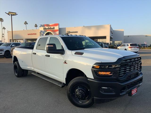 2026 RAM Ram 3500 RAM 3500 TRADESMAN CREW CAB 4X4 8 BOX