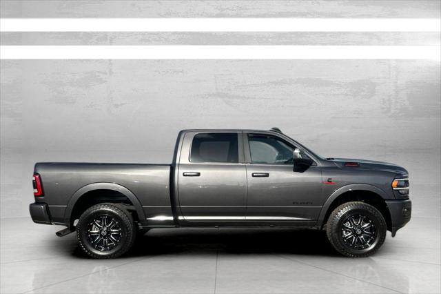 2022 RAM 3500 Laramie Crew Cab 4x4 64 Box 2022 RAM 3500 Laramie Crew Cab 4x4 64 Box