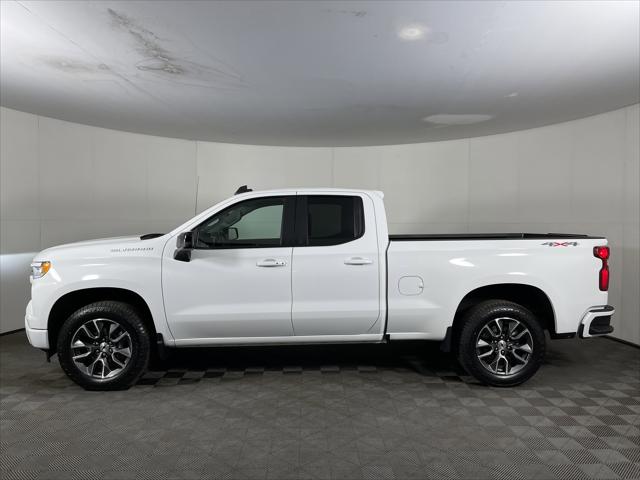 2022 Chevrolet Silverado 1500 4WD Double Cab Standard Bed RST