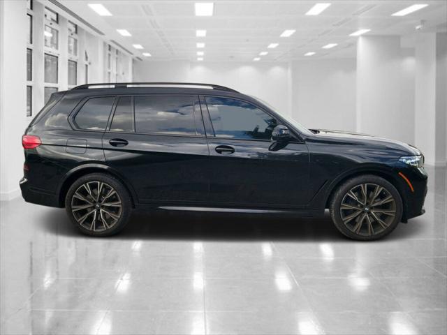2022 BMW X7 M50i 2022 BMW X7 M50i