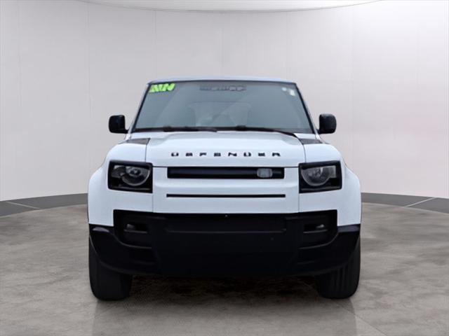 2024 Land Rover Defender 110 P400 X-Dynamic SE