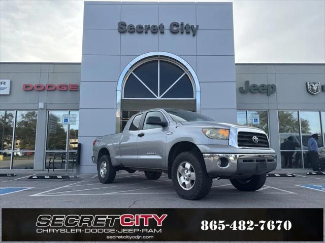 2008 Toyota Tundra Base 5.7L V8 2008 Toyota Tundra Base 5.7L V8