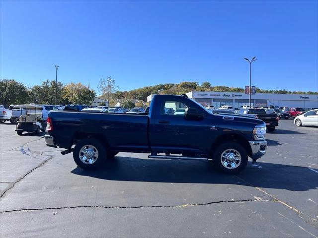 2022 RAM 3500 Tradesman Regular Cab 4x4 8 Box 2022 RAM 3500 Tradesman Regular Cab 4x4 8 Box