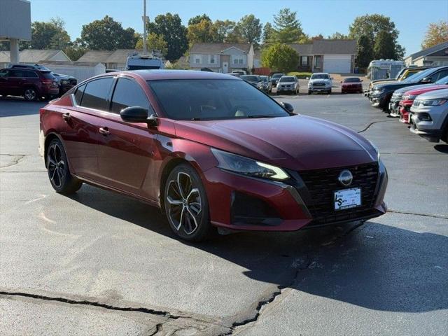2023 Nissan Altima SR FWD