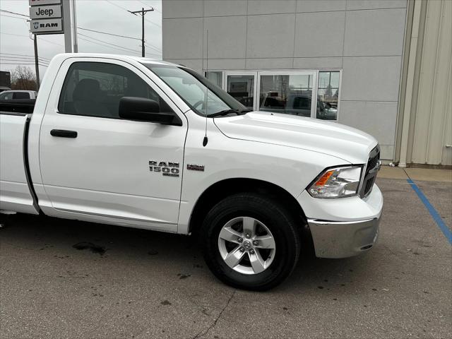 2022 RAM 1500 Classic SLT Regular Cab 4x4 8 Box