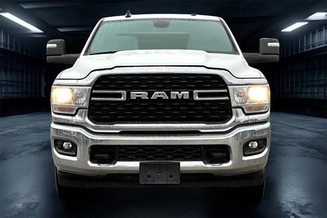 2024 RAM 2500 Big Horn Crew Cab 4x4 64 Box 2024 RAM 2500 Big Horn Crew Cab 4x4 64 Box