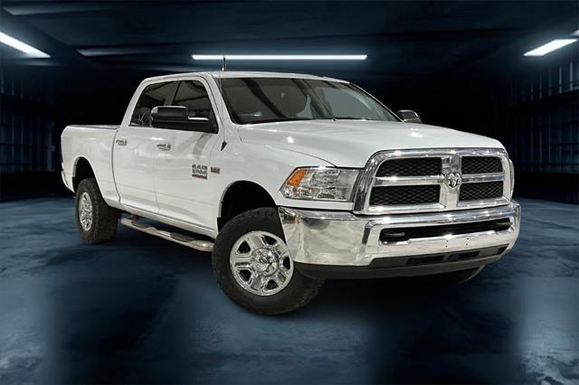 2017 RAM 2500 SLT Crew Cab 4x4 64 Box
