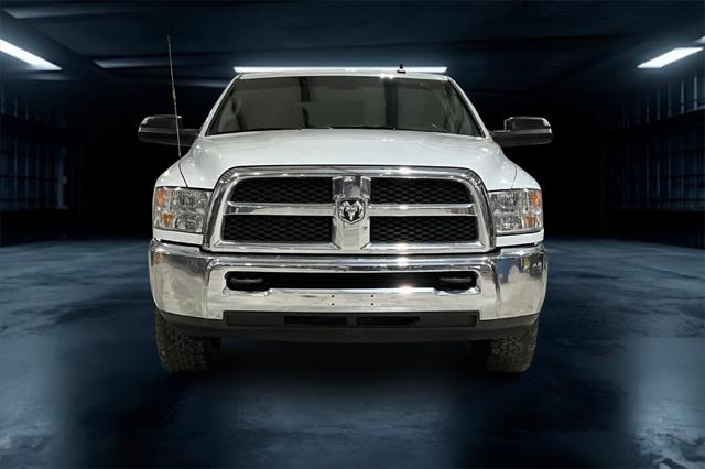 2017 RAM 2500 SLT Crew Cab 4x4 64 Box