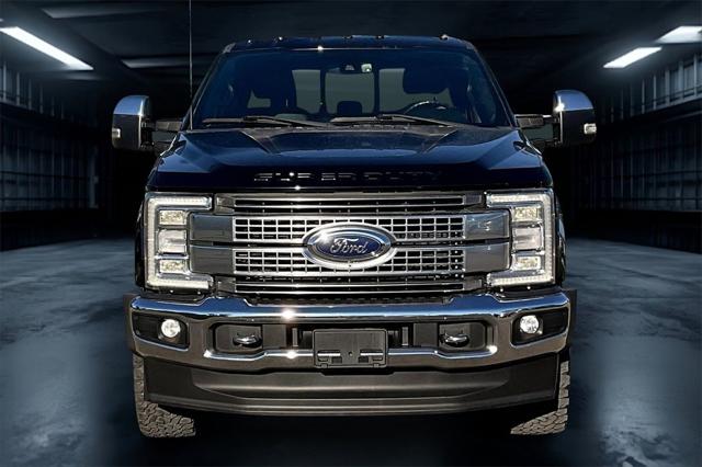 2018 Ford F-250 Platinum 2018 Ford F-250 Platinum