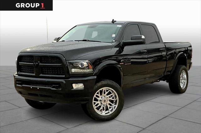 2017 RAM 2500 Laramie Crew Cab 4x4 64 Box 2017 RAM 2500 Laramie Crew Cab 4x4 64 Box