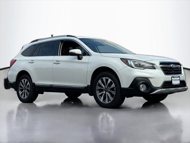2019 Subaru Outback 3.6R Touring 2019 Subaru Outback 3.6R Touring
