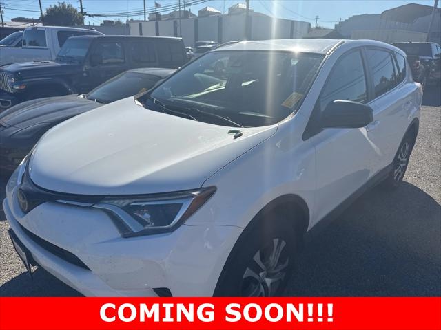 2018 Toyota RAV4 LE