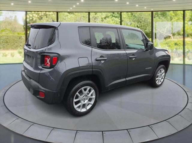 2023 Jeep Renegade Latitude 4x4 2023 Jeep Renegade Latitude 4x4