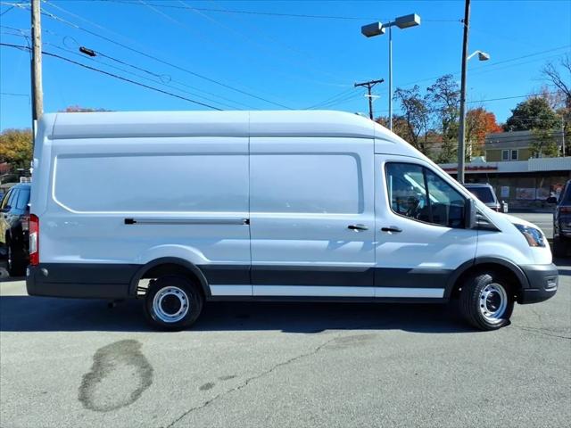 2024 Ford Transit-250 Cargo Van Base 2024 Ford Transit-250 Cargo Van Base