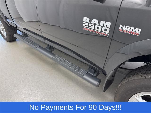 2018 RAM 2500 Big Horn Crew Cab 4x4 64 Box 2018 RAM 2500 Big Horn Crew Cab 4x4 64 Box