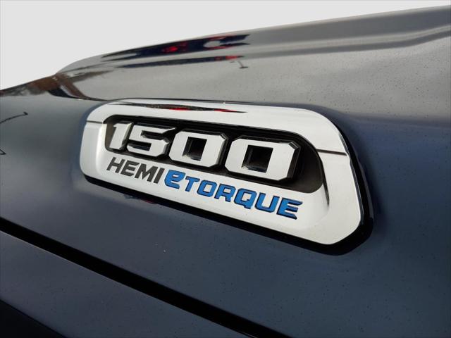 2022 RAM 1500 Big Horn Crew Cab 4x4 57 Box 2022 RAM 1500 Big Horn Crew Cab 4x4 57 Box